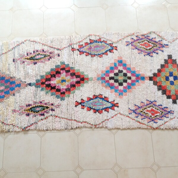 BOUCHEROUITE 9x3'10"Vintage Moroccan Rug. Wool Boucherouite Carpet. Modern Design.