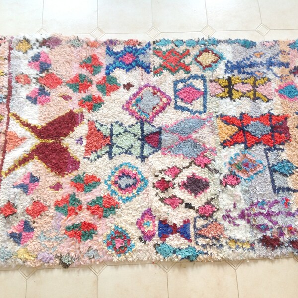 BOUCHEROUITE 7'7"x5'Vintage Moroccan Rug. Wool Boucherouite Carpet. Modern Design.