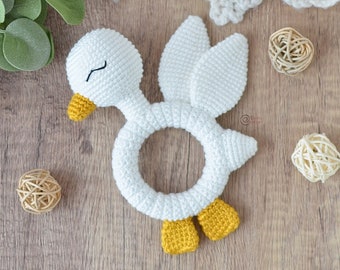 CROCHET PATTERN - DUCK Teething Ring/ Animal / Amigurumi / Holiday / Christmas  / Baby / Nursery / Easy Instructions / Handmade - pdf only