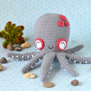 CROCHET PATTERN - CAROLINE the Octopus / Amigurumi / Animal / Sea Creature / Easy Instructions / Handmade - pdf only