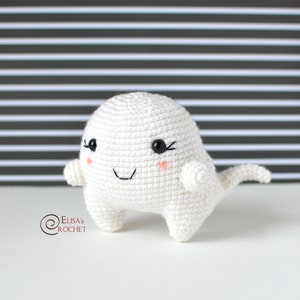 CROCHET PATTERN - MOONY the Ghost Amigurumi / Stuffed Doll / Easy Instructions / Halloween / Handmade Plushie - pdf only