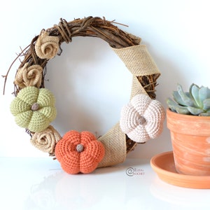 CROCHET PATTERN PUMPKIN Wreath / Amigurumi / Home Decor / Fall / Autumn / Pumpkin / Easy Instructions / Handmade pdf only image 1