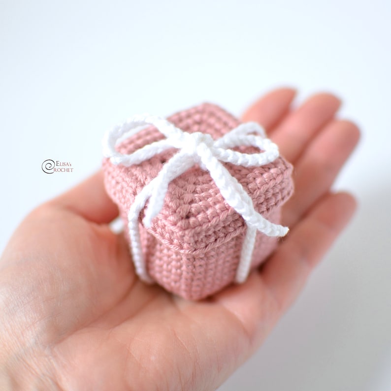 CROCHET PATTERN Gift BOX/ Amigurumi / Ornament / Easy Instructions / Handmade / Christmas pdf only image 2