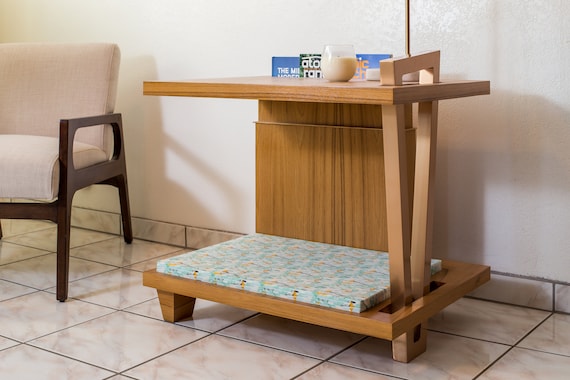 dog house side table