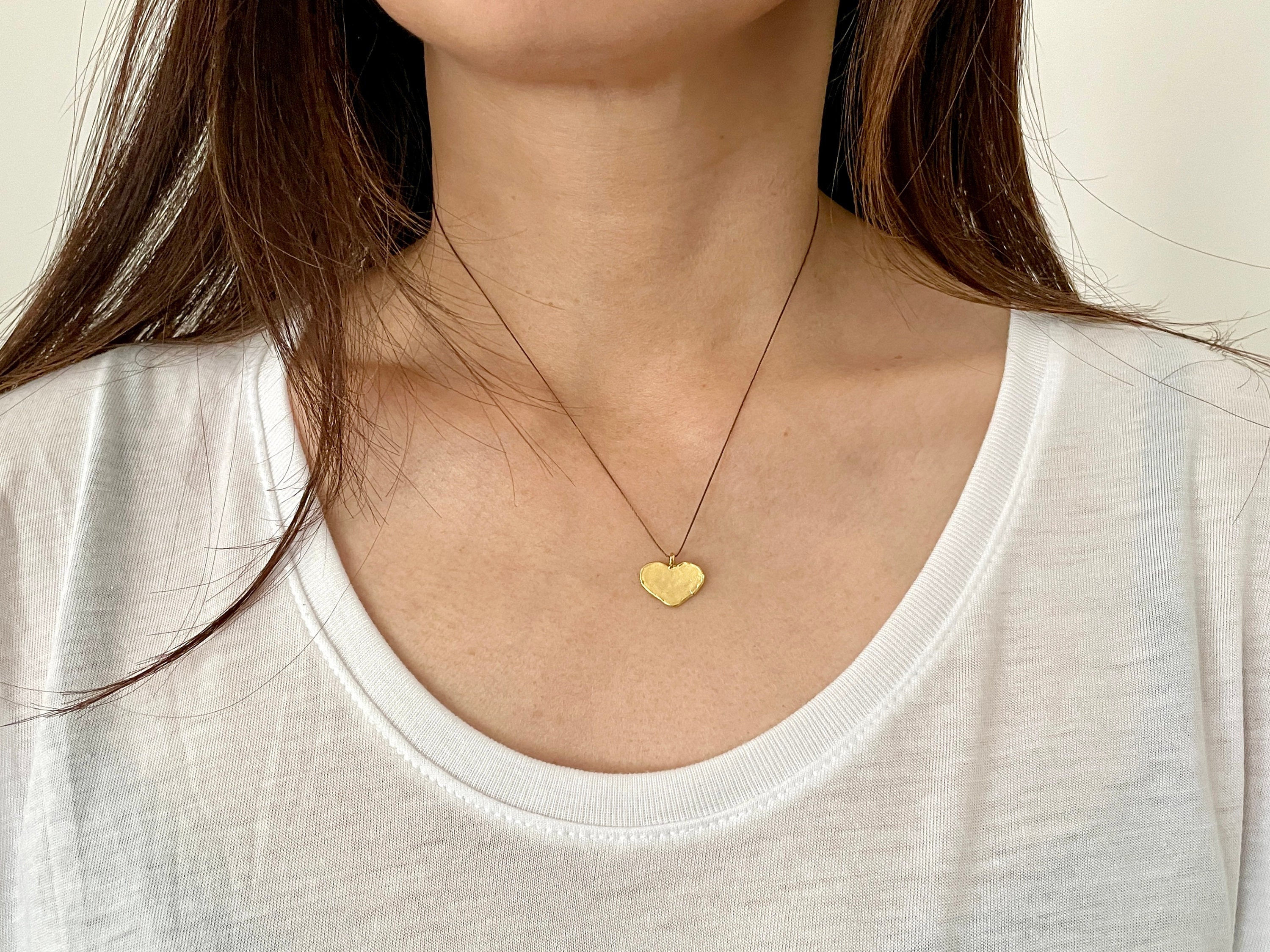 ブレスレット LESS IS MORE heart string necklace Large Heart Charm Silk String NECKLACE or BRACELET - Simple