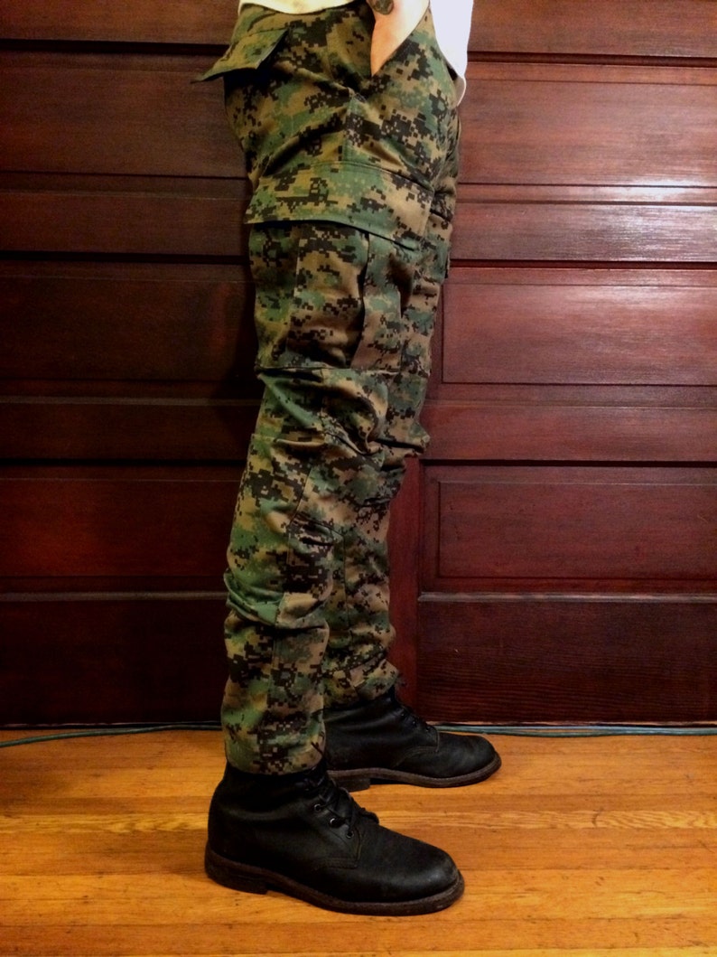 tapered camo pants
