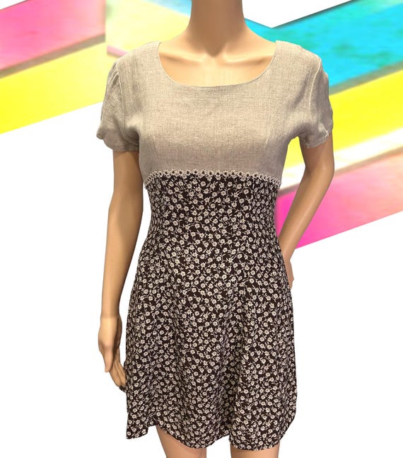90's Linen and Rayon Ditsy Print Baby Doll Dress by My Michelle, Size Medium