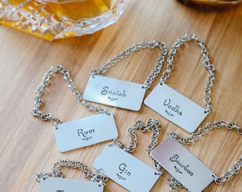Juego de etiquetas para botellas y decantadores / Paquete de 7 / Hechas y estampadas a mano / Etiquetas rectangulares de metal color plata / Identificadores de whisky para bares y licores
