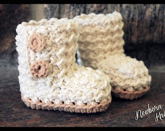 Crochet Pattern Baby Booties - Boys or Girls Textured Button up Booties/ Pattern #30. Instant PDF Download - Includes 3 sizes up to 1 year.