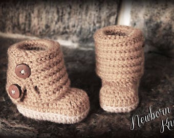 Crochet Baby Booties Pattern - Boys or Girls Fold Over Button Up Booties/ Pattern #43. Instant PDF Download - Includes 3 sizes up to 1 year.