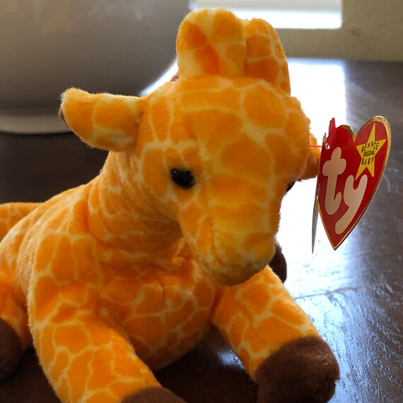 giraffe beanie