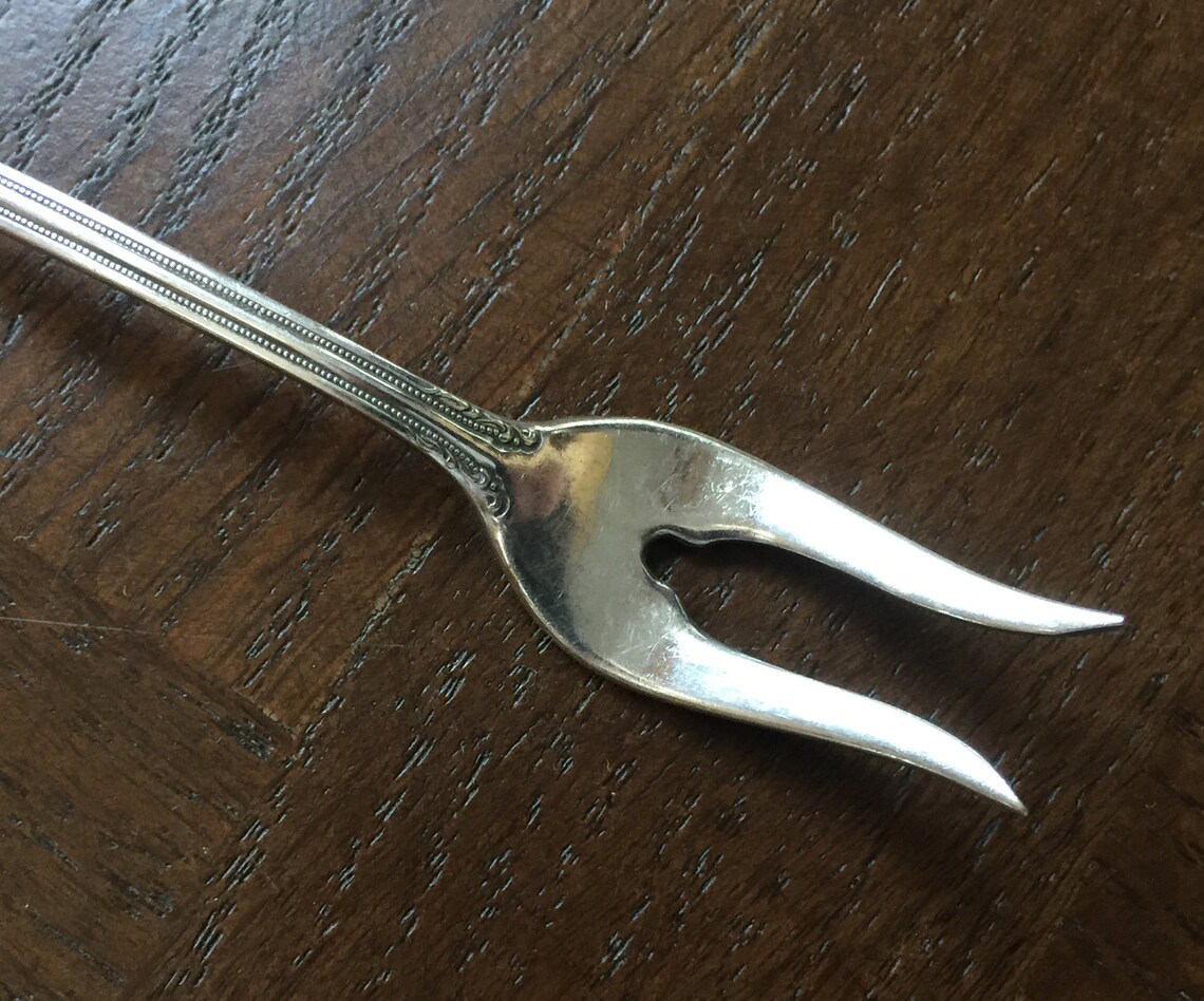 Vintage Silver Plated Pickle Fork Rogers Bros Remembrance Etsy