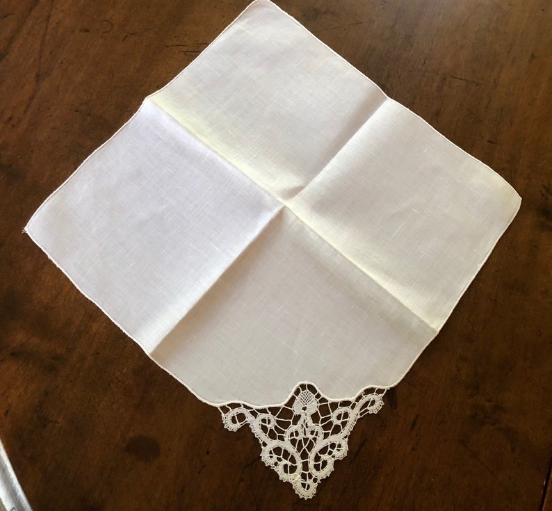 Vintage Linens Set of 6 Linen Tea Napkins Lace Corner Etsy