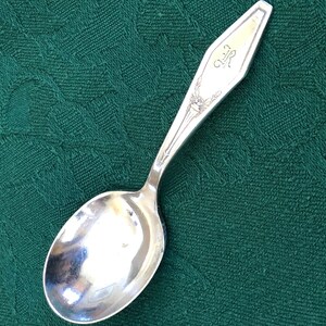 Antique Silver Plated Childs Spoon, Jamestown Pattern, c1916. Holmes and Edwards, Antique Silver, CollectibleSilver, Antique Gift, Baby Gift