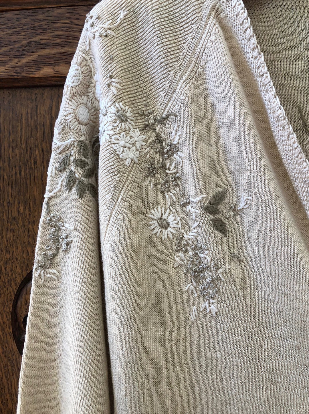Vintage Sweater Beige Cardigan Style Floral Embroidery - Etsy