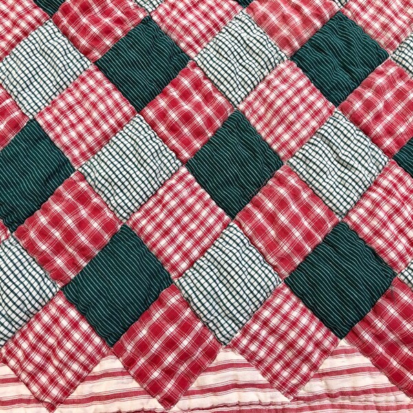 Vintage Quilt, Pieced Red And Green Fabrics, Hand Quilted, Throw, Wall Hanging, Interior Decor, Farmhouse, Country Home, Cottage, Gift