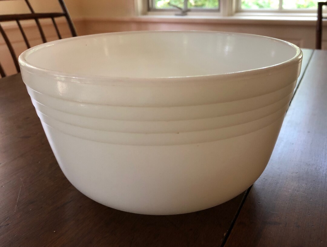Hamilton Beach Vintage Large Mixer Bowl Pyrex Vintage Etsy