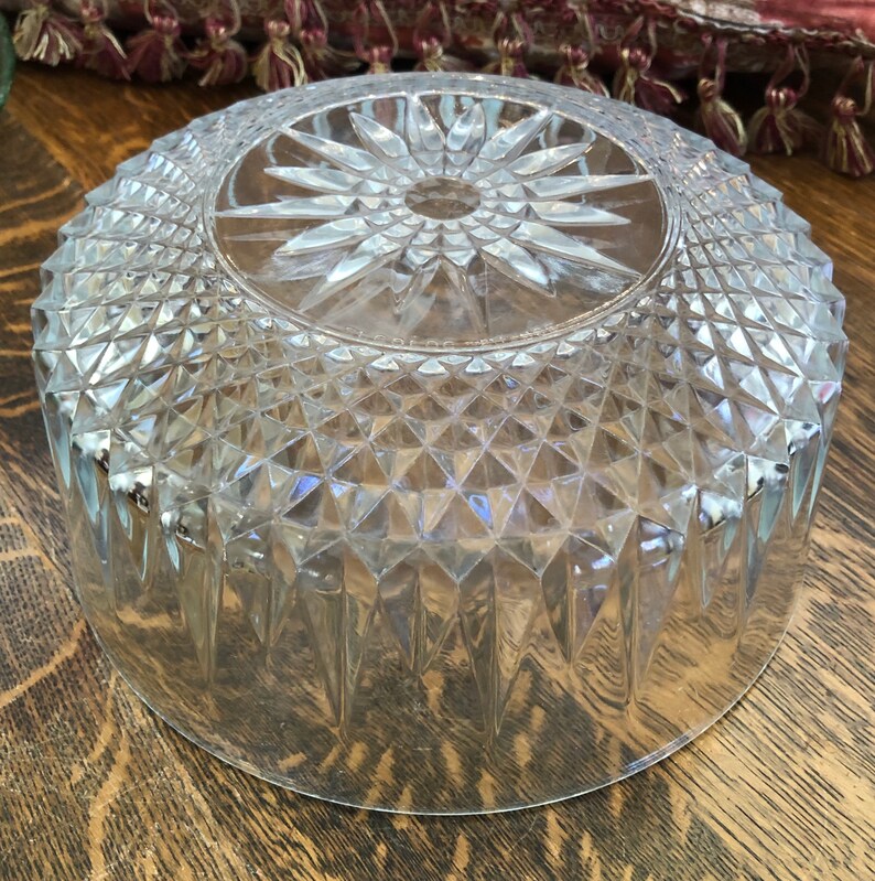 Vintage Large Glass Serving Bowl Starburst Pattern Arcoroc Etsy