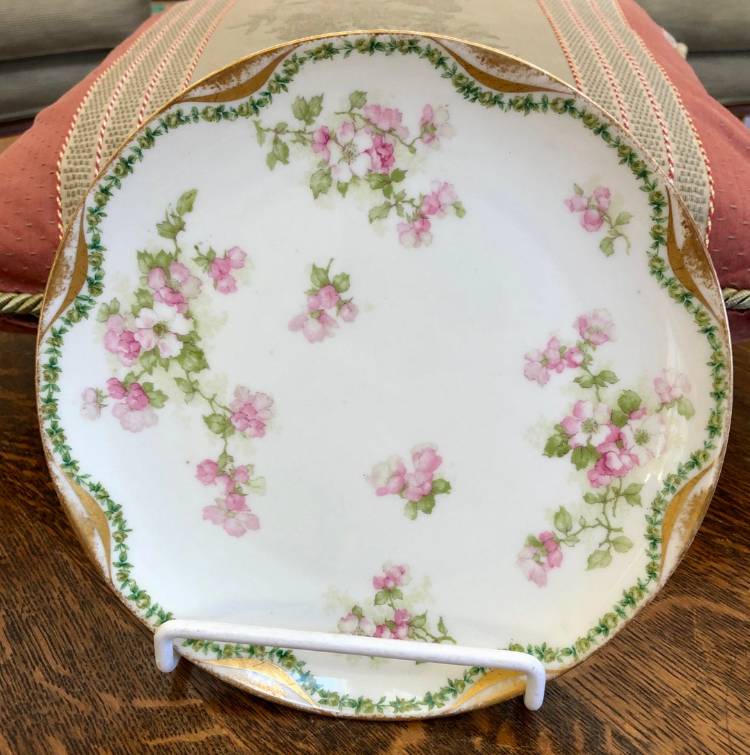 Antique haviland Limoges Coupe Style Plate, Schleiger 66, Pink Apple