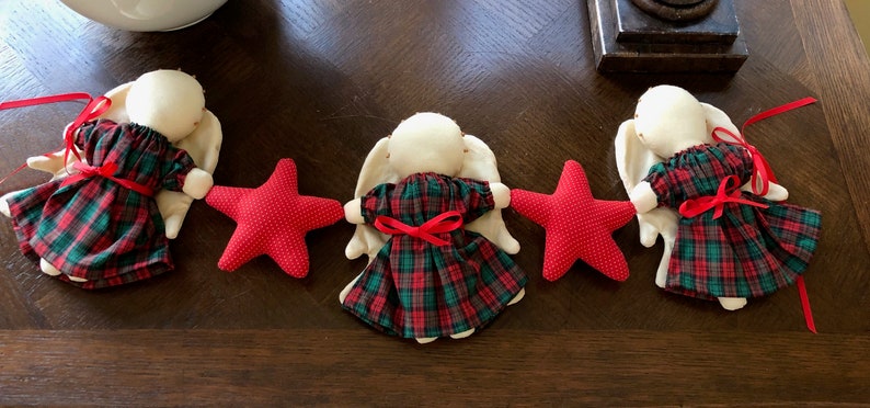 Angel Collection Shabby Chic CountryChristmas Vintage Gift Vintage Christmas Angel Decoration 3 Angels With Stars Farmhouse Red Plaid
