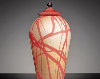 Style 33A - Urn or Lidded Vase #531