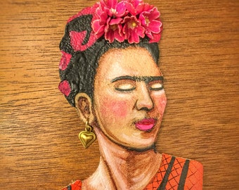 Pin pintado a mano inspirado en Frida