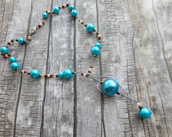 Turquoise blauwe kralen halsketting handgemaakte dames sieraad stijlvolle sieraden herringbone hanger trending item uniek gifts for her