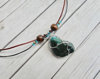 Chrysocolla blauw groen edelsteen hanger lederen ketting handgemaakte boho mode sieraad sieraden unieke voor haar cadeau voor vrouwen mode