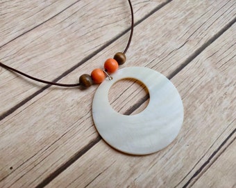 Round white shell pendant leather necklace women jewelry handmade jewelery unique gift for her ladies boho fashion jewellery bohemian