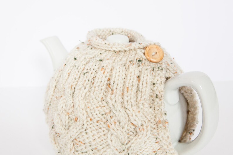 Teapot cosy Wool tea cosy Vintage tea cosy Teapot cover /& warmer Retro tea cosy Tea lover/'s gift Oatmeal hand knit tea cosy