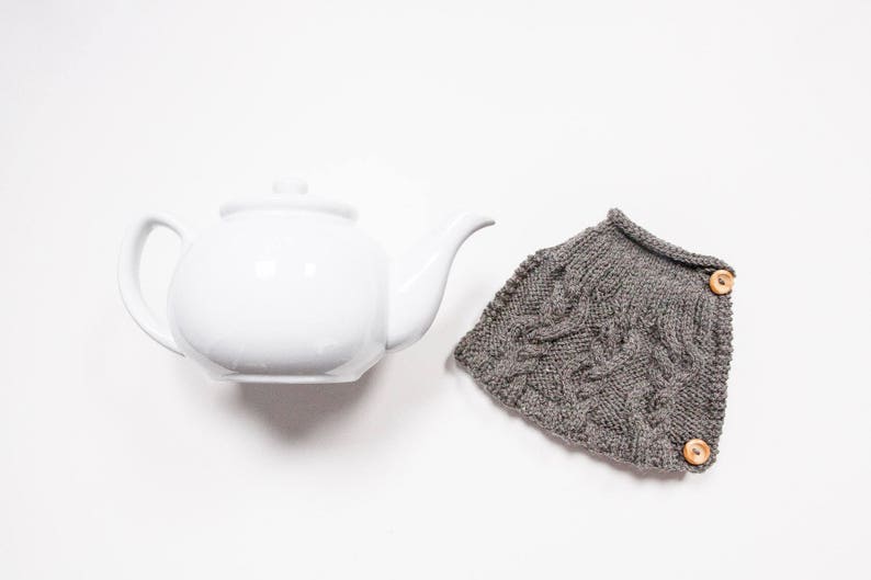 Grey hand knit tea cosy Teapot cosy Wool tea cosy Teapot cover & warmer Vintage tea cosy Retro tea cosy Tea lover's gift image 2