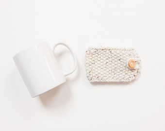 Una taza de punto acogedor, taza acogedora, taza cosies, café acogedor en avena. Taza de café acogedor / manga de café como regalo de café!