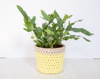 Medium plant pot cover in yellow & cream. Made from recycled cotton. Perfect present for a plant lover!