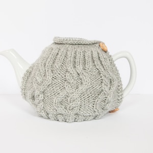 Light grey hand knit tea cosy - Teapot cosy - Wool tea cosy - Teapot cover & warmer - Vintage tea cosy - Retro tea cosy - Tea lover&#39;s gift