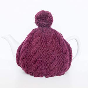 Plum hand knit tea cosy - Pom pom tea cosy - Wool tea cosy - Teapot cover & warmer - Vintage tea cosy - Knitted teapot cosy - Pompom