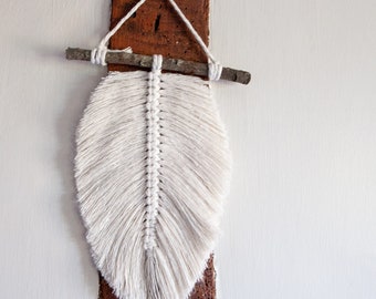 Single Macrame Feather. Leaf Wall Hanging. Boho Wall Decor