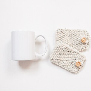 2 Knitted mug cosies, cup cosy, mug cosy, coffee cosy in oatmeal. Coffee mug cosy / coffee sleeve as a coffee gift image 2