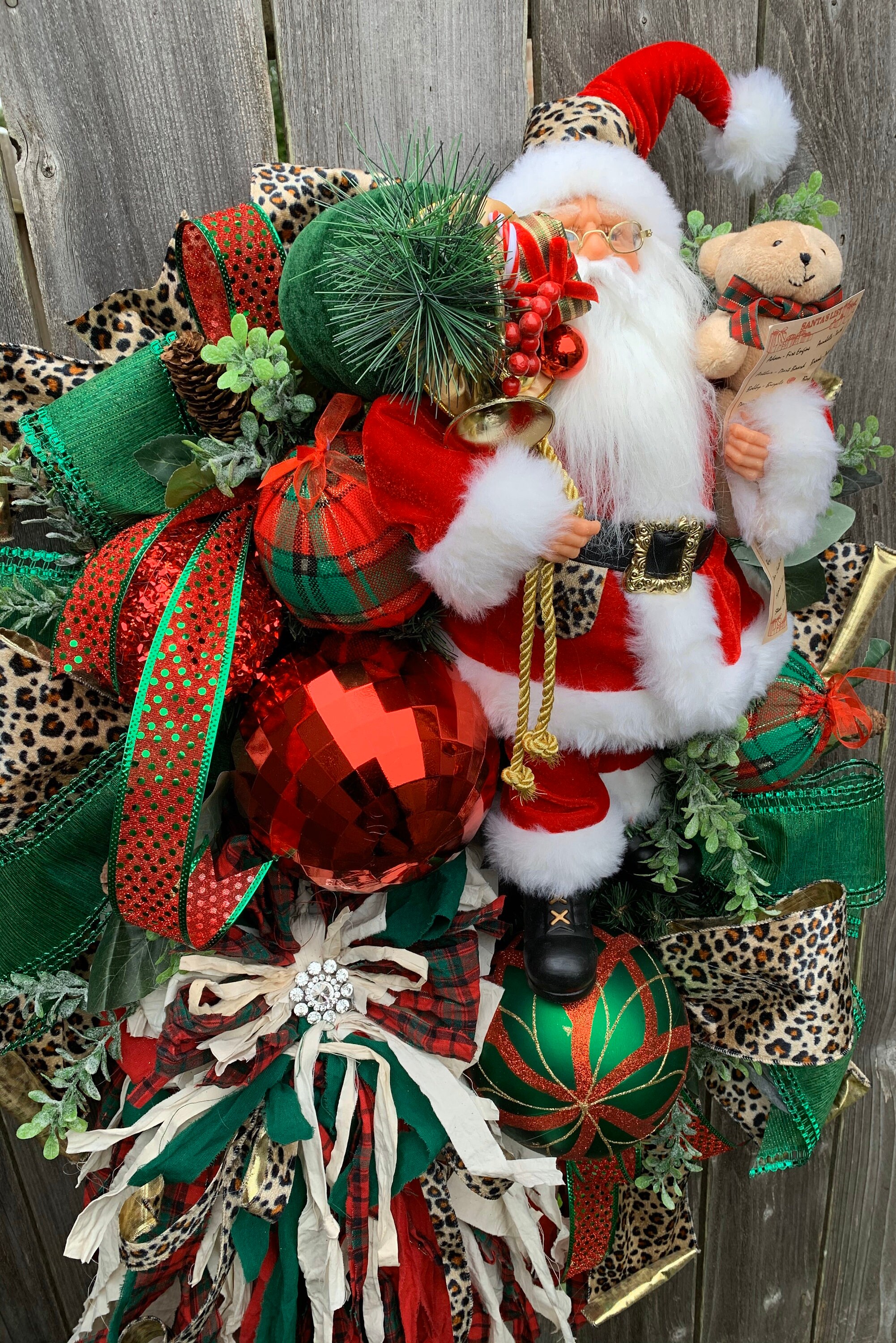 Christmas Wreath With Santa 