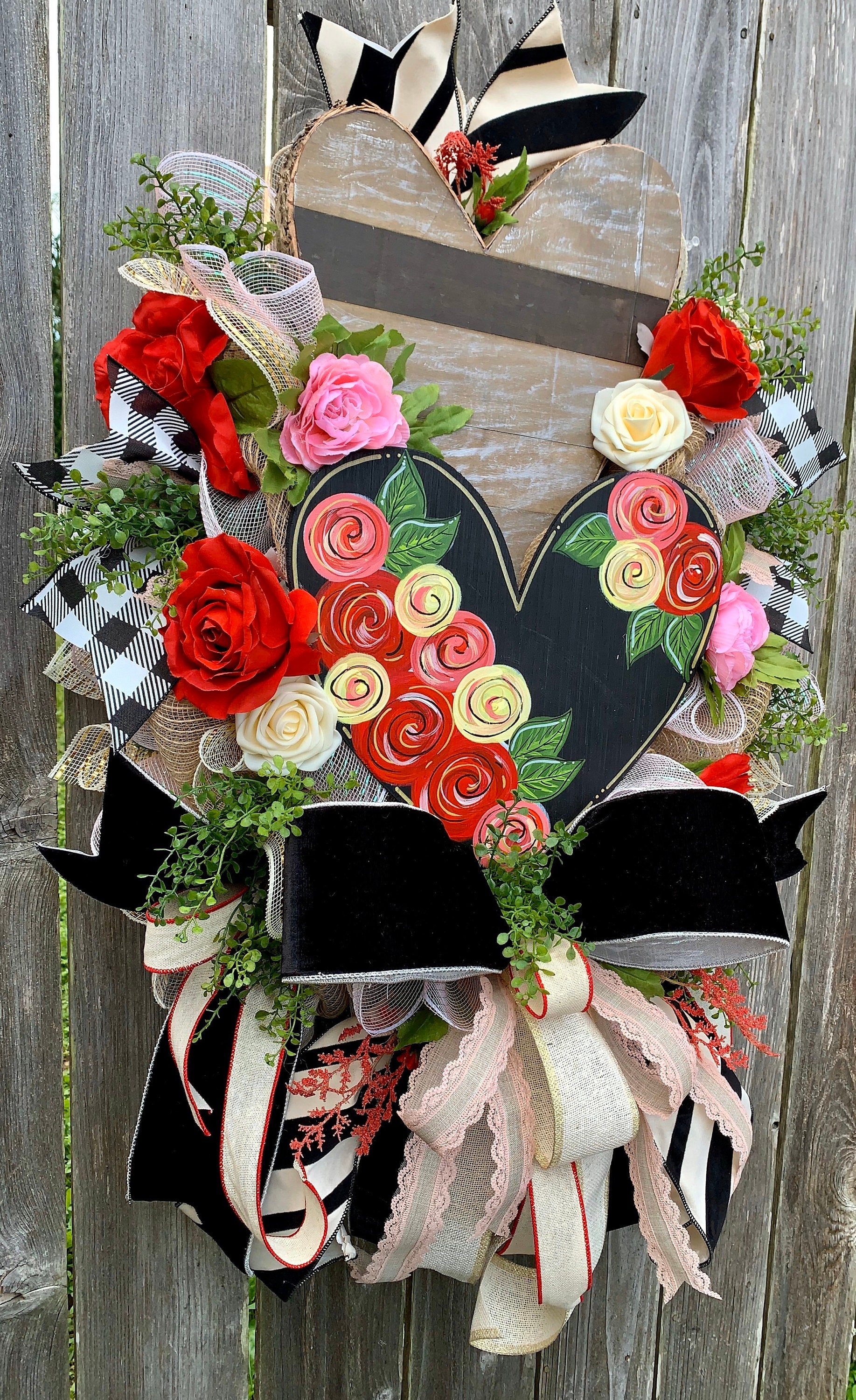 Modern Valentines Wreaths for Small Space