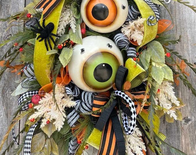 Halloween Wreath, Spooky Halloween Wreath, Eyeball Wreath, Deluxe