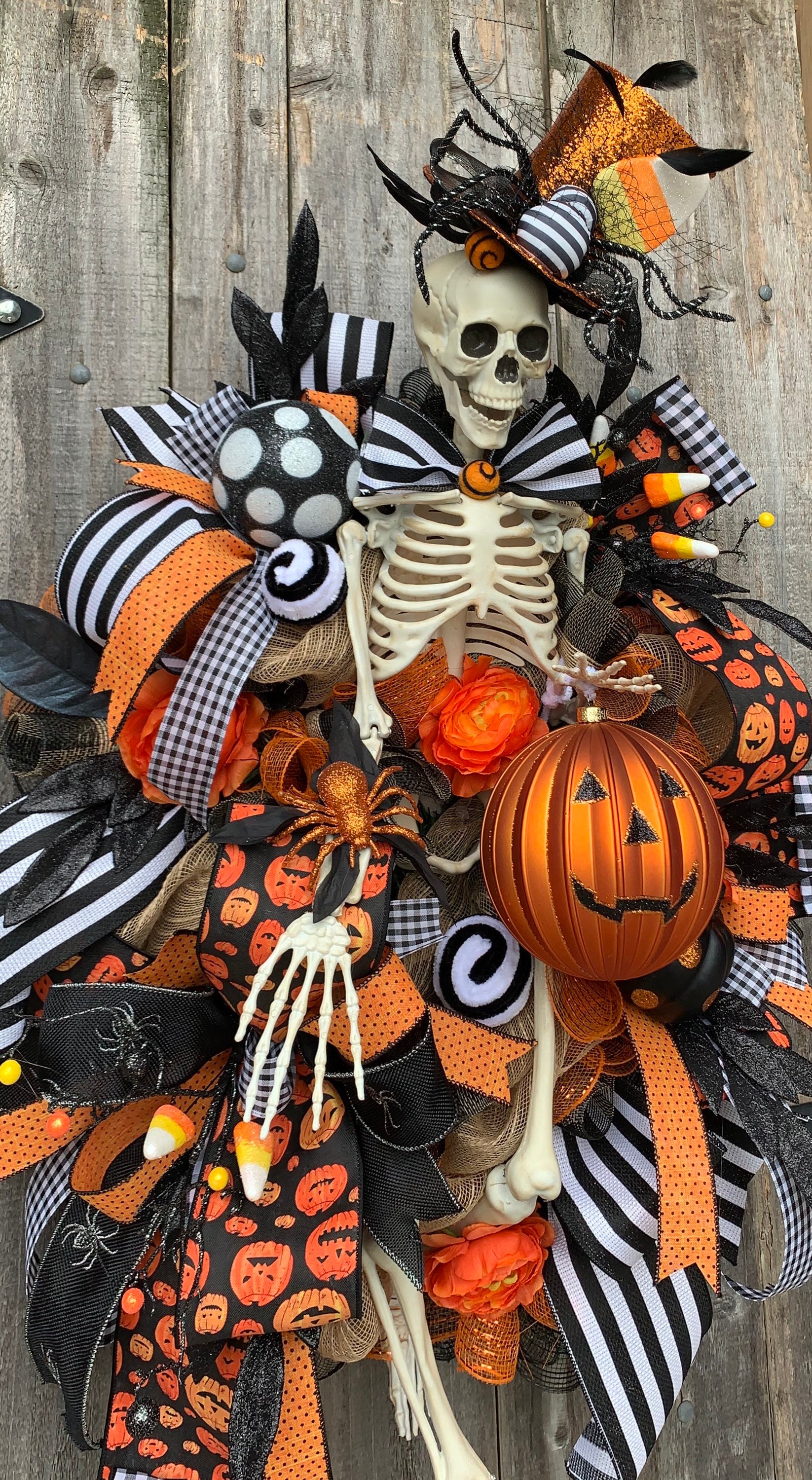 Halloween Wreath, Skeleton Wreath, Mr Bones Wreath, Spooky Wreath