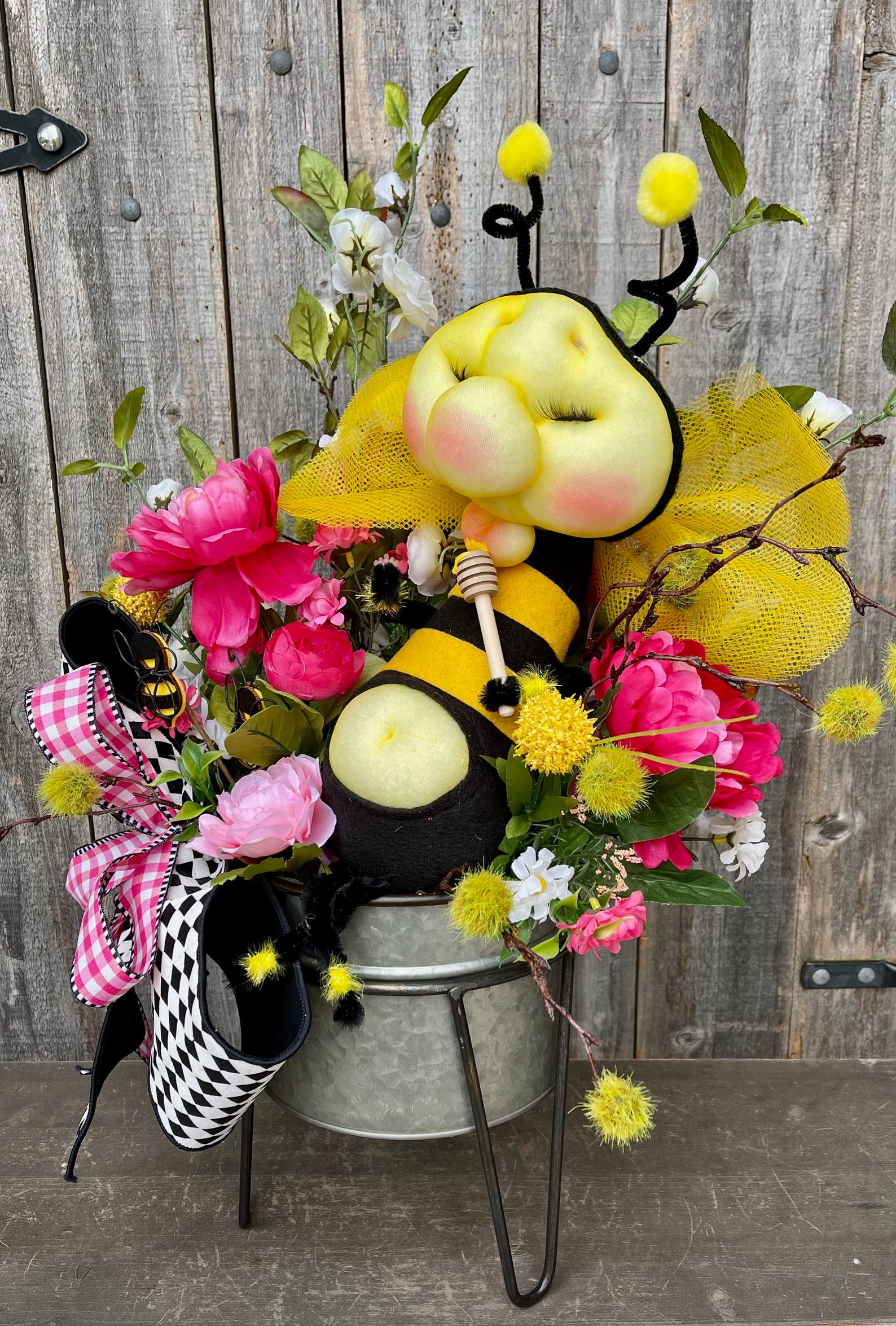 Bumble Bee Centerpiece Bee Centerpiece Summer Centerpiece Etsy