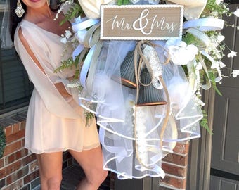Wedding Wreath, Mr and Mrs Wedding Wreath, Bridal Wreath, Wedding Decor, Bridal Decor, Brdial Shower Decor, Wedding Shower Decor