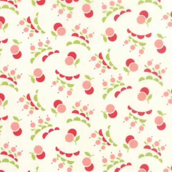 Moda Fabric - Vintage Picnic - Bonnie & Camille - Cream #55127-17 - 50cm