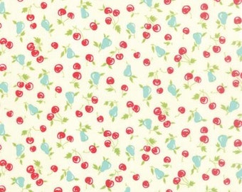 Moda Fabric - Vintage Picnic - Bonnie & Camille - Cream #55123-17 - 50cm