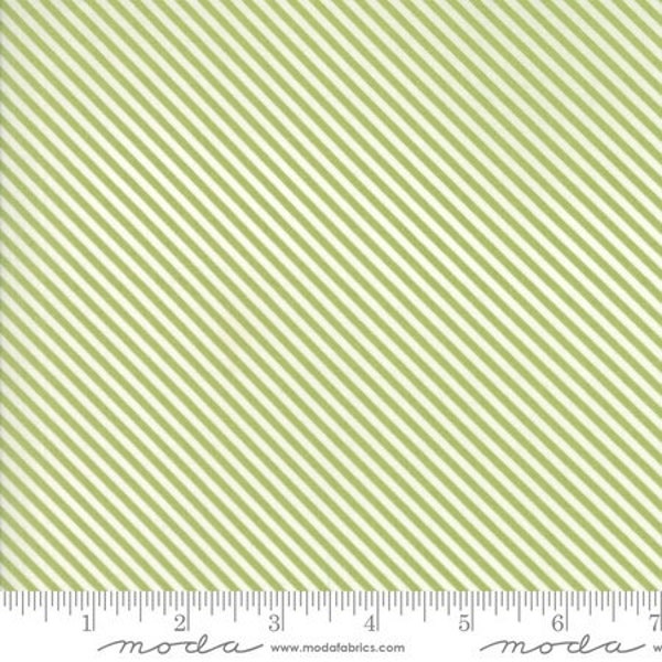 Moda Fabric - Olive's Flower Market - Lella Boutique - Green Stripe #5037 15 - 50cm