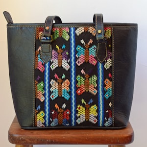 Purse TOTE Handbag Black Leather with Embroidered Butterfly