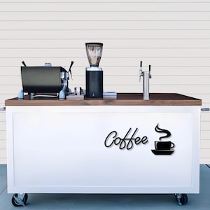コーヒーショップ、カート、キッチンに最適なSVGコーヒーサインデザインファイルです。ニーズに合わせてサイズを変更できます。詳細は説明をご覧ください。