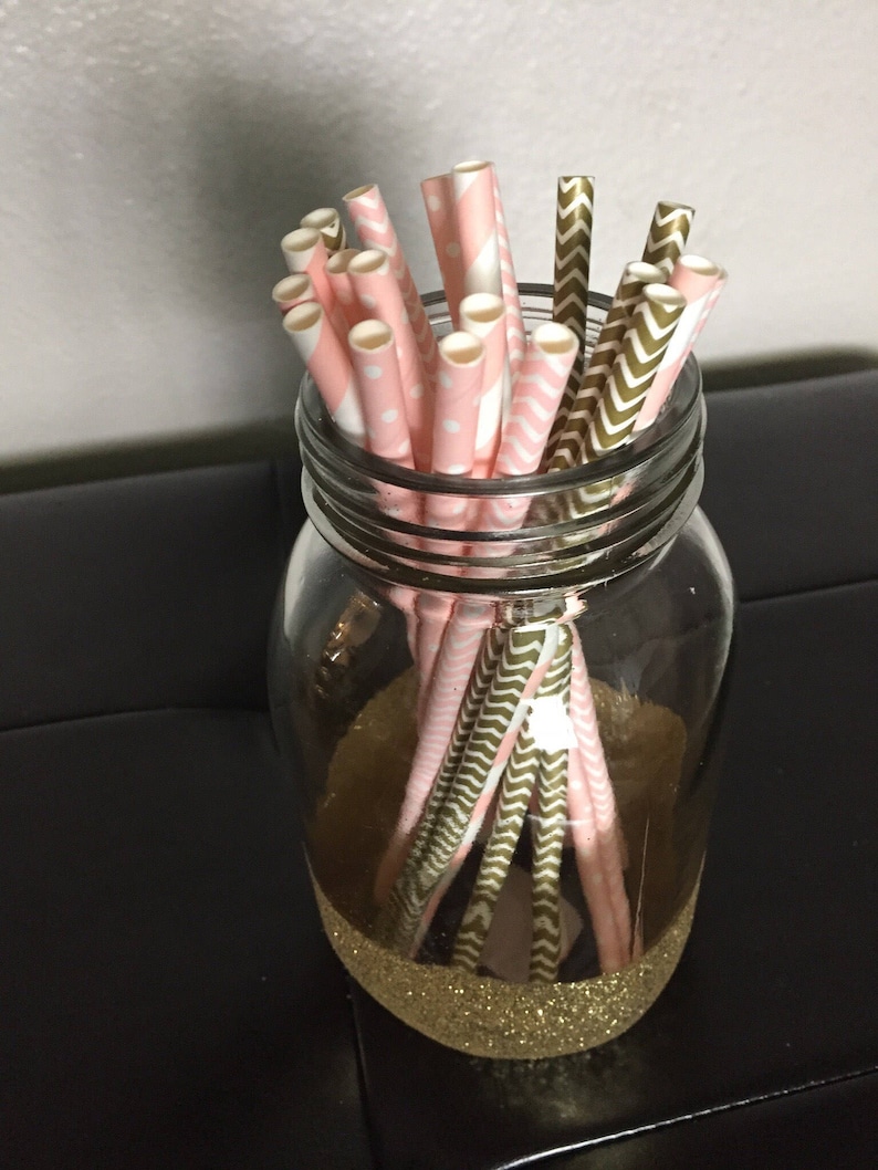 25 Count Gold /& White Chevron Straws