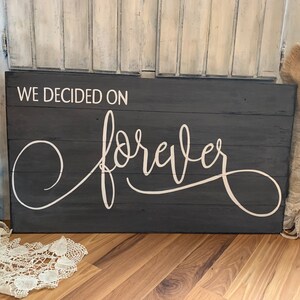 Abbiamo deciso per sempre matrimonio rustico in agriturismo dipinto a mano, segno d&#39;amore